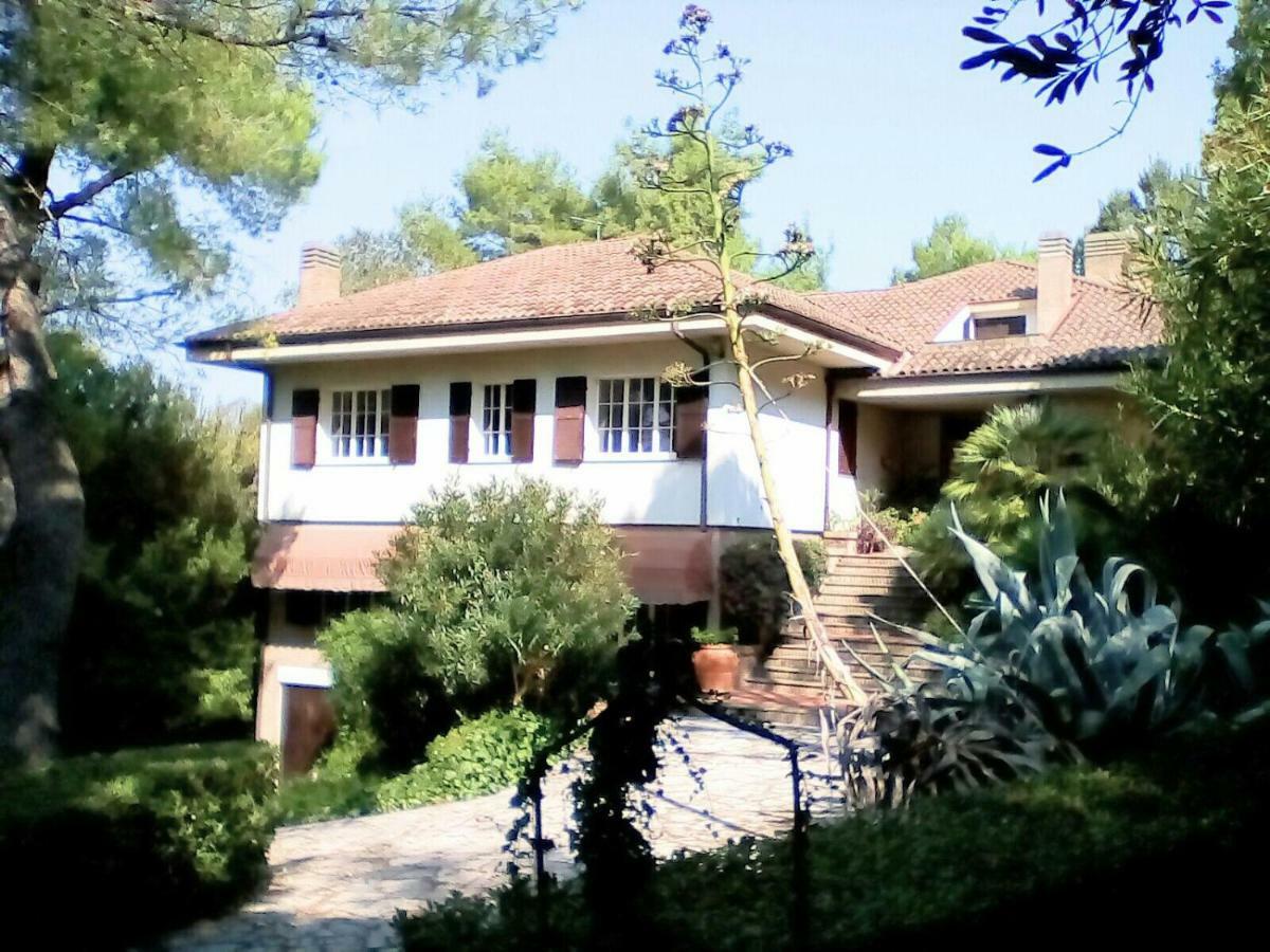 Villa Dall Acqua Pesaro Exterior foto