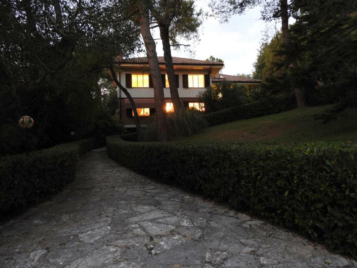 Villa Dall Acqua Pesaro Exterior foto